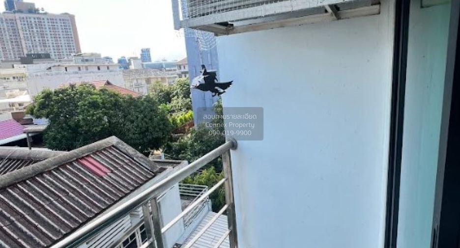 Condo en alquiler de 1 habitaciones en Khlong Toei, Bangkok
