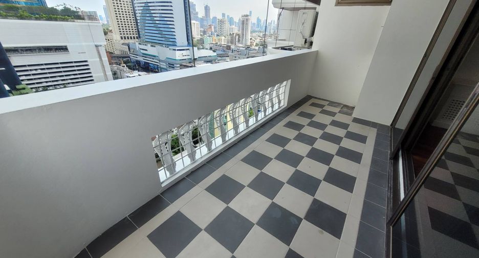 Wohnung zur Miete mit 3 Zimmer in Watthana, Bangkok