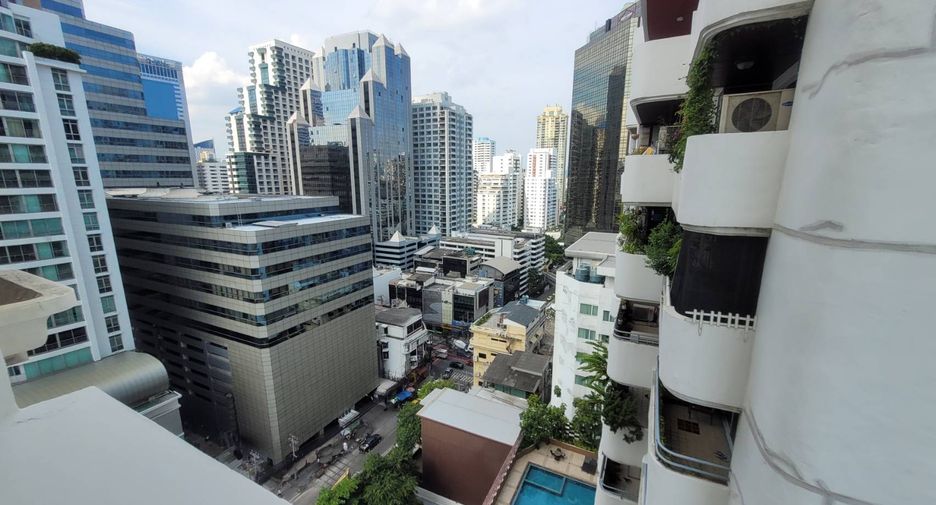Wohnung zur Miete mit 3 Zimmer in Watthana, Bangkok