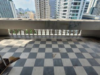 Wohnung zur Miete mit 3 Zimmer in Watthana, Bangkok