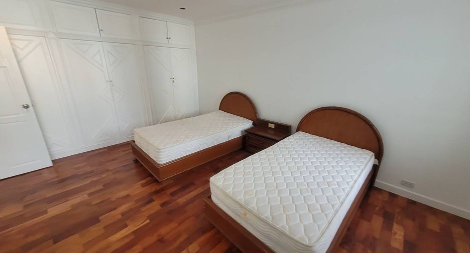 Wohnung zur Miete mit 3 Zimmer in Watthana, Bangkok