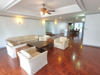 ให้เช่า 3 ห้องนอน คอนโด ใน วัฒนา, กรุงเทพฯ