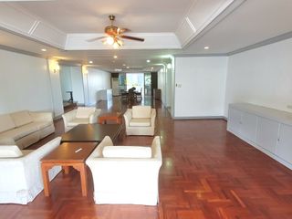 ให้เช่า 3 ห้องนอน คอนโด ใน วัฒนา, กรุงเทพฯ