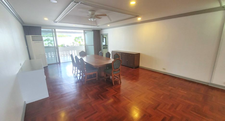 ให้เช่า 3 ห้องนอน คอนโด ใน วัฒนา, กรุงเทพฯ