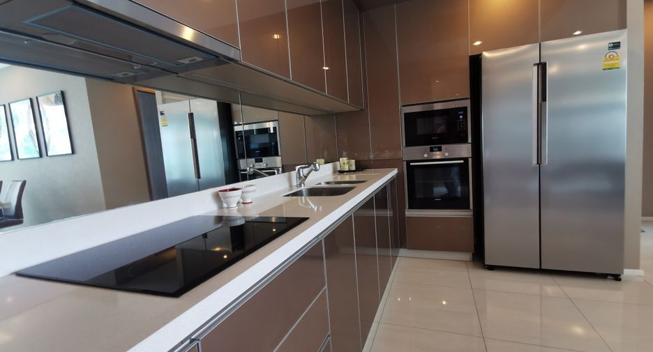 Wohnung zur Miete und zum Kauf mit 3 Zimmer in Bang Kho Laem, Bangkok
