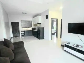 Haus zum Kauf mit 2 Zimmer in Bang Lamung, Chonburi