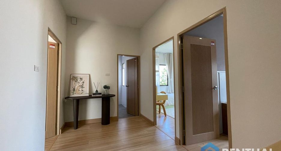 À vendre 3 chambres maison de ville à East Pattaya, Pattaya