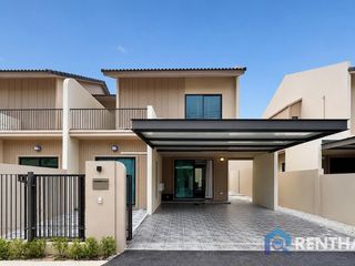 For sale 3 bedrooms townhouse in Bang Lamung, Chonburi