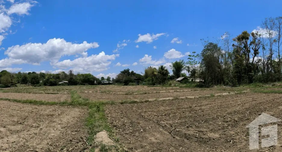 Terreno en venta en Chiang Dao, Chiang Mai