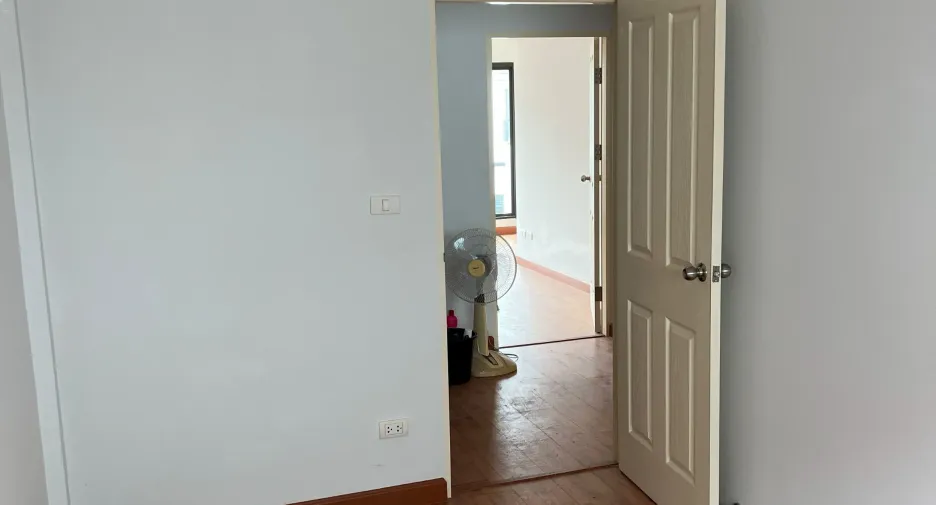 For sale 3 bedrooms townhouse in Mueang Pathum Thani, Pathum Thani