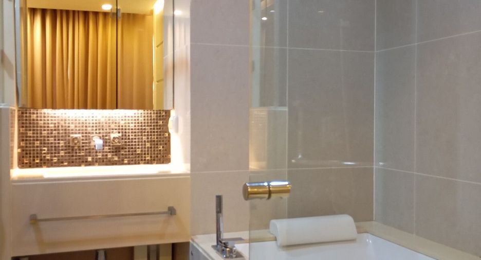 À vendre 1 chambre condo à Watthana, Bangkok