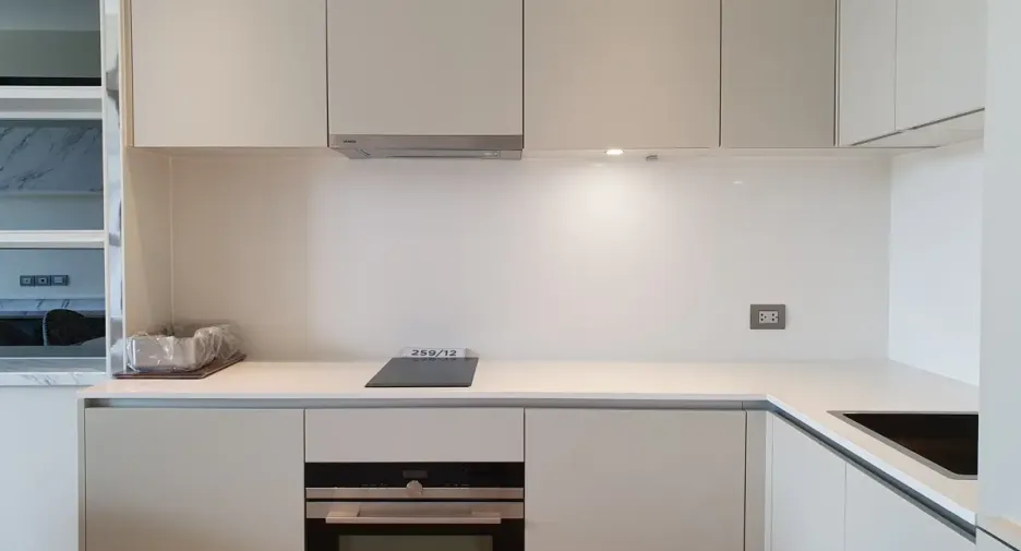 Condo en alquiler de 1 habitaciones en Khlong San, Bangkok