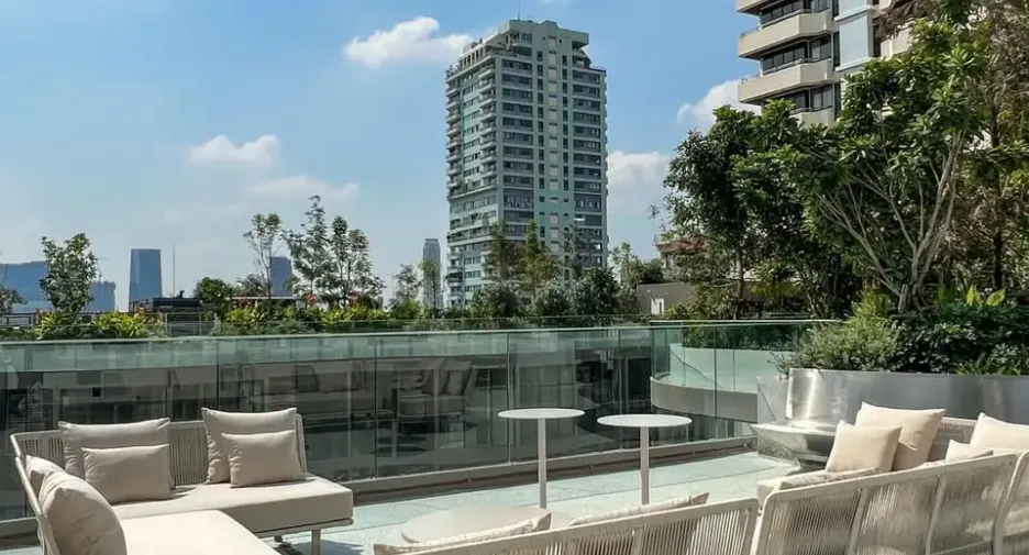À louer 2 chambres condo à Khlong Toei, Bangkok