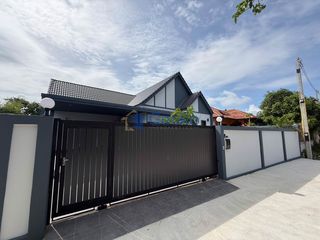 Haus zum Kauf mit 3 Zimmer in Bang Lamung, Chonburi