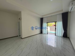 Haus zum Kauf mit 3 Zimmer in Bang Lamung, Chonburi