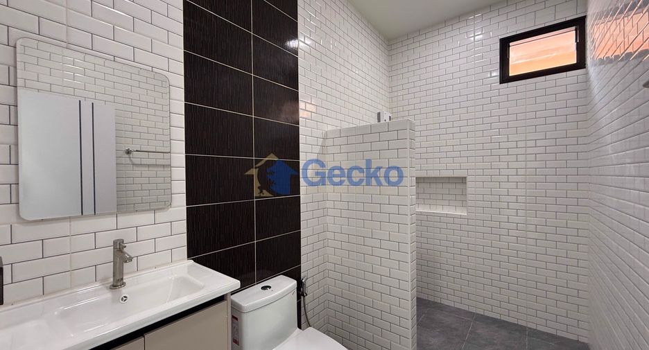 For sale 3 ベッドルーム house in Huay Yai, Pattaya