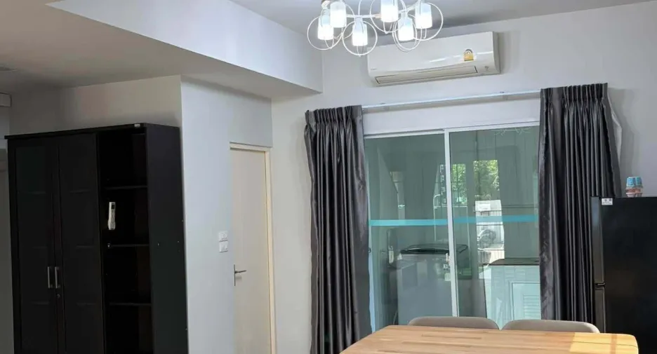 Casa en alquiler de 2 habitaciones en Bang Phli, Samut Prakan