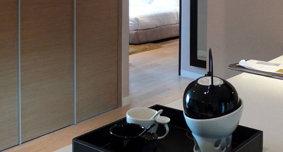 Condo en alquiler y en venta de 2 habitaciones en Watthana, Bangkok