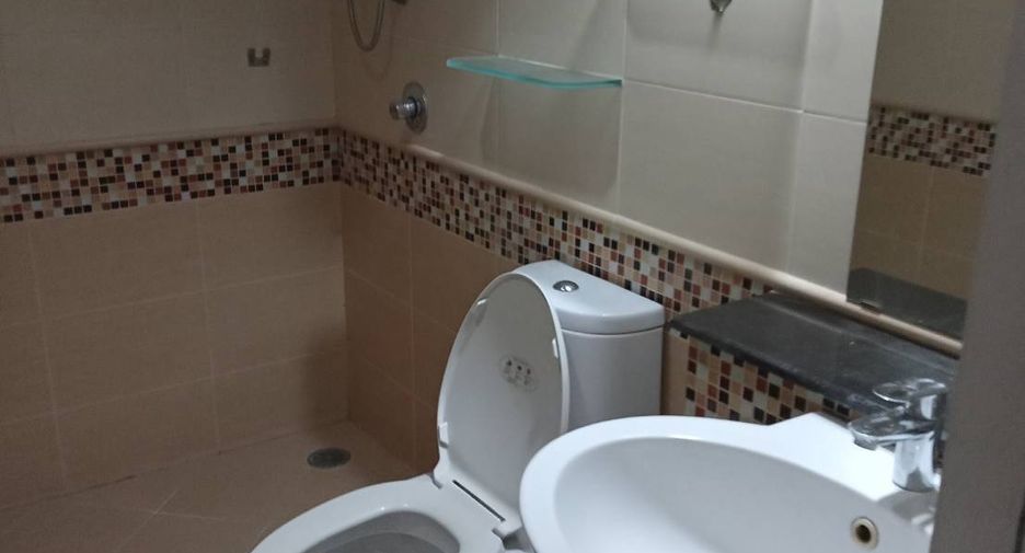 Wohnung zum Kauf mit 2 Zimmer in Khlong Toei, Bangkok