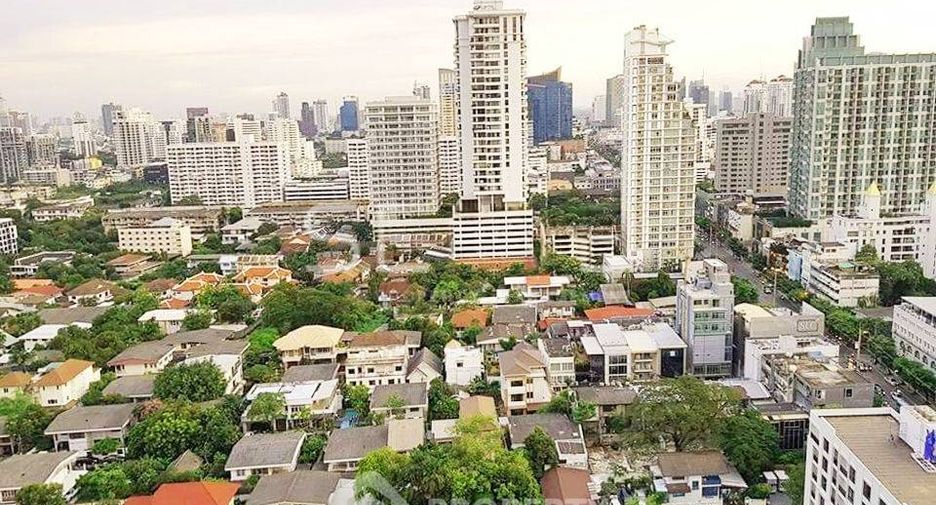 À vendre 2 chambres condo à Watthana, Bangkok