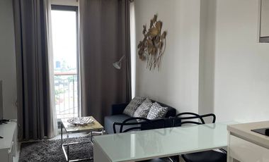 Condo en alquiler de 1 habitaciones en Khlong Toei, Bangkok