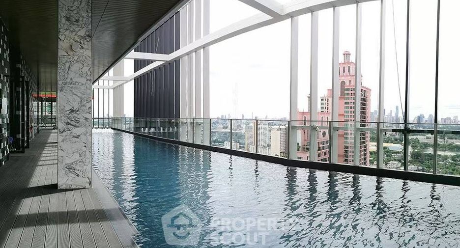 For sale 1 bed condo in Khlong Toei, Bangkok