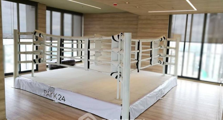 For sale 1 bed condo in Khlong Toei, Bangkok