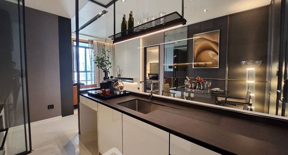 For sale 2 bedrooms condo in Watthana, Bangkok