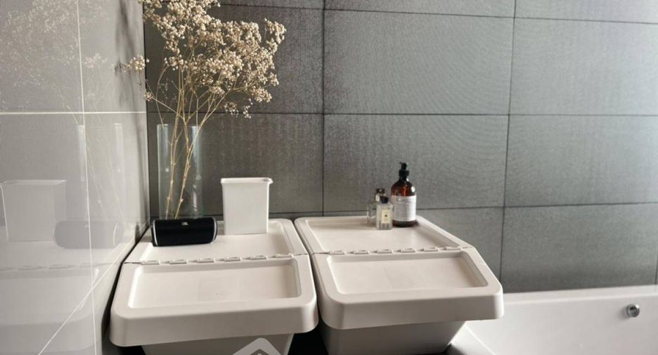 For sale 2 bedrooms condo in Bang Rak, Bangkok