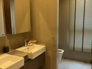 Condo en venta de 2 habitaciones en Huai Khwang, Bangkok