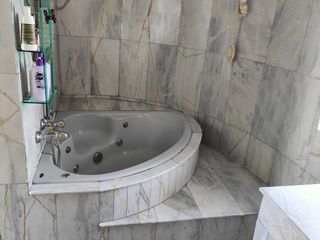 For sale 4 bedrooms condo in Sathon, Bangkok