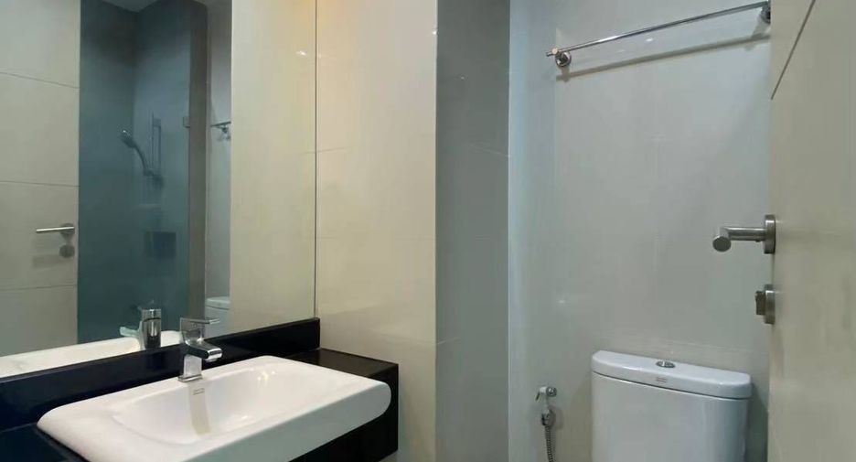 For rent and for sale 2 bedrooms condo in Ratchathewi, Bangkok