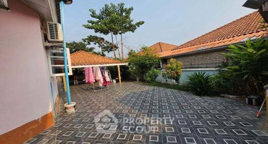For rent そして for sale 5 ベッドルーム house in Sattahip, Pattaya