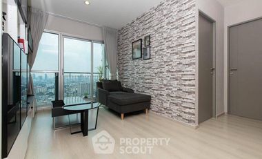For sale 2 bedrooms condo in Huai Khwang, Bangkok