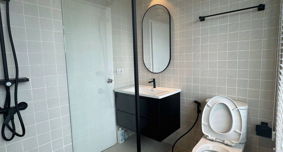 À vendre 1 chambre condo à Watthana, Bangkok
