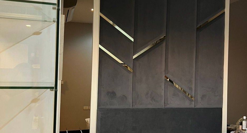 For sale 1 bed condo in Watthana, Bangkok