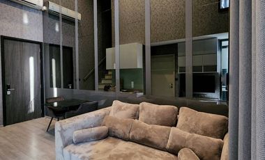 Condo en alquiler y en venta de 1 habitaciones en Phra Khanong, Bangkok