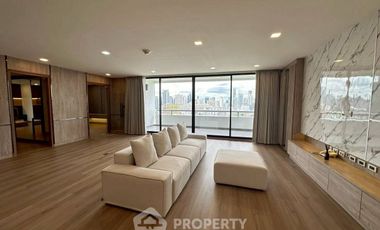 Wohnung zur Miete und zum Kauf mit 3 Zimmer in Pathum Wan, Bangkok