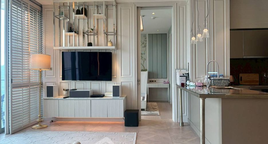 For rent and for sale 2 bedrooms condo in Pathum Wan, Bangkok