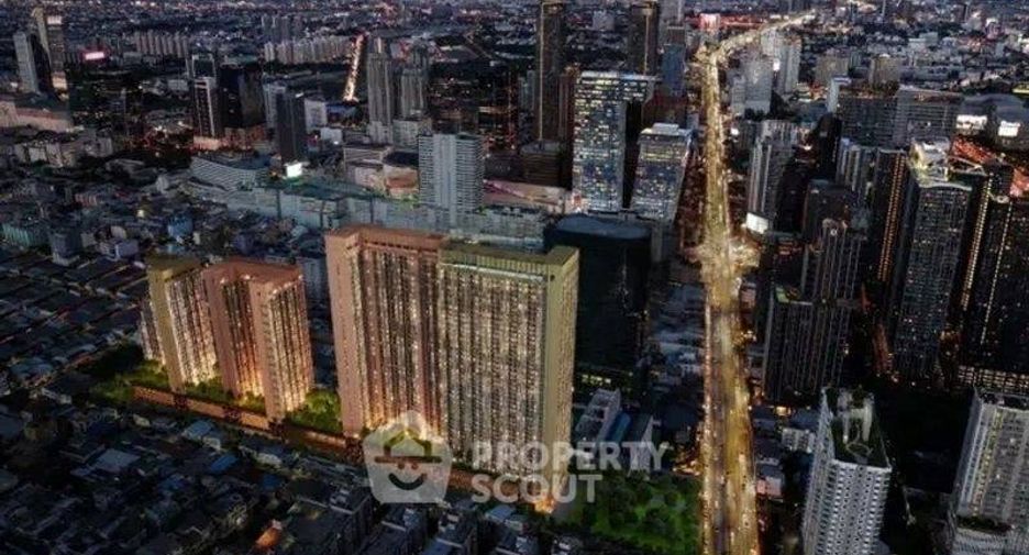 For sale 2 ベッドルーム condo in Watthana, Bangkok
