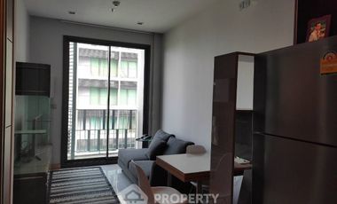 For sale 1 bed condo in Khlong Toei, Bangkok