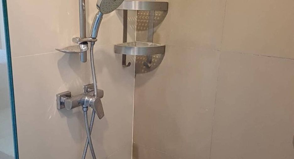 For sale 1 bed condo in Watthana, Bangkok