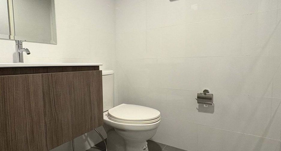 Продажа 1 кровать кондо в Щанг Тхонгланг, Бангкок