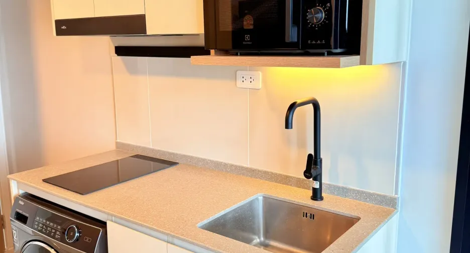 For rent 1 Beds condo in Khlong Toei, Bangkok