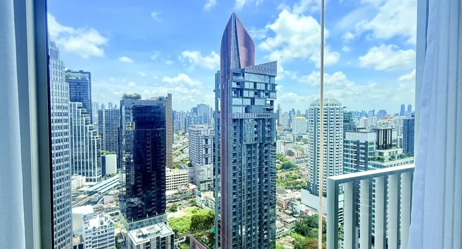 For rent 1 Beds condo in Khlong Toei, Bangkok