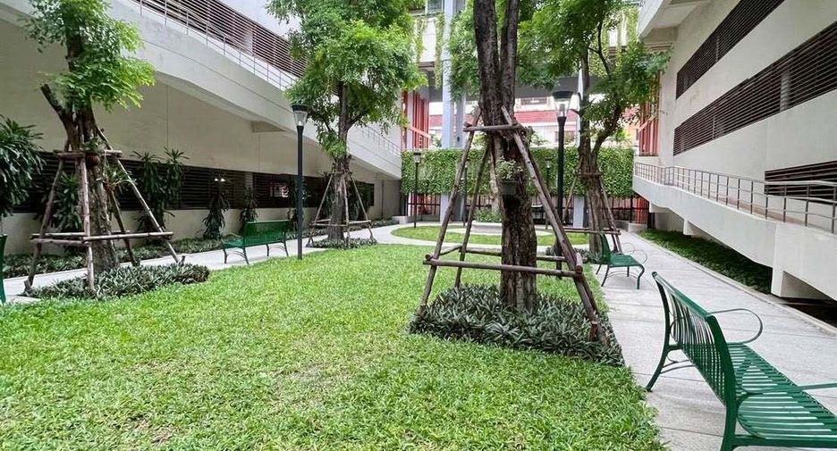 For sale 1 bed condo in Bang Sue, Bangkok
