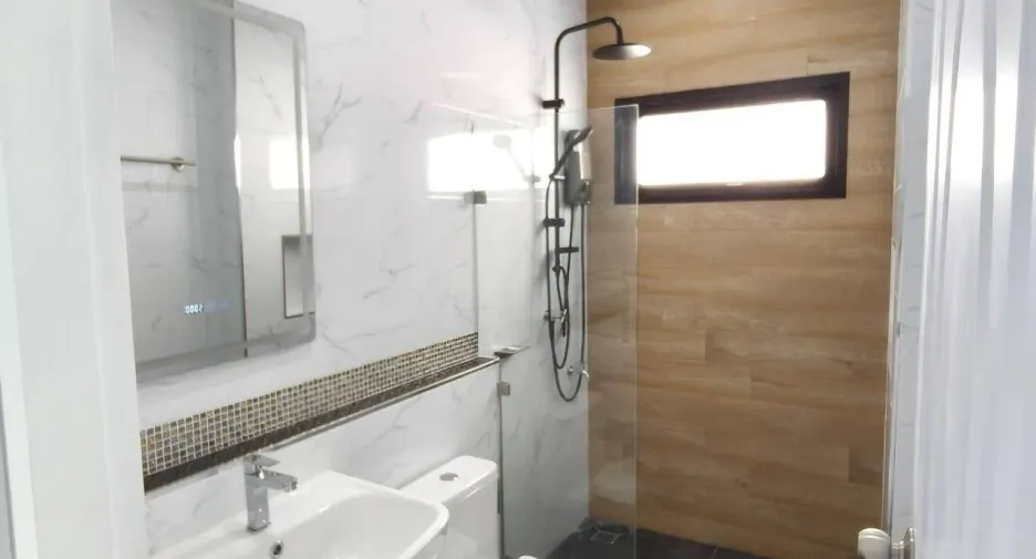 For sale 2 ベッドルーム house in Mueang Krabi, Krabi