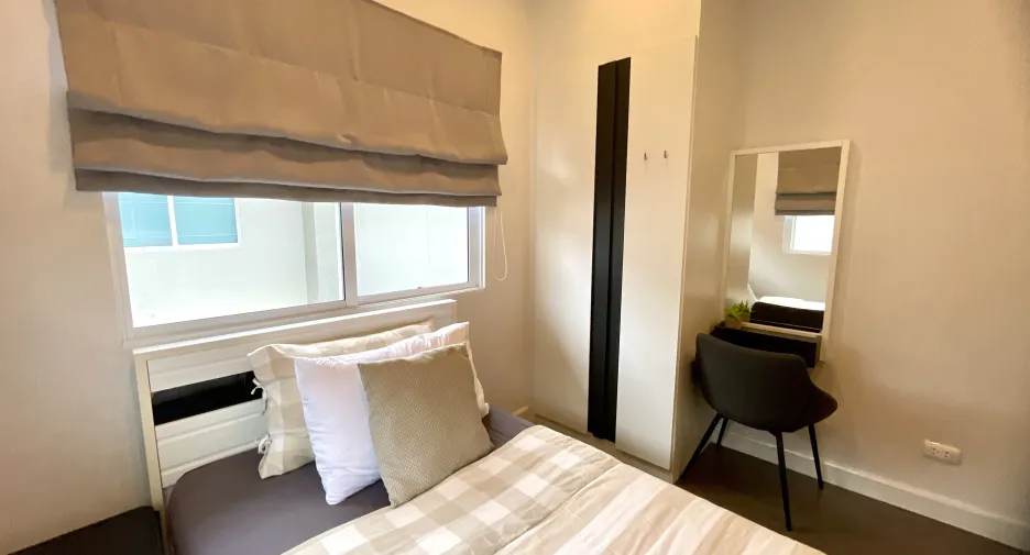À louer 4 chambres maison à Mueang Phuket, Phuket