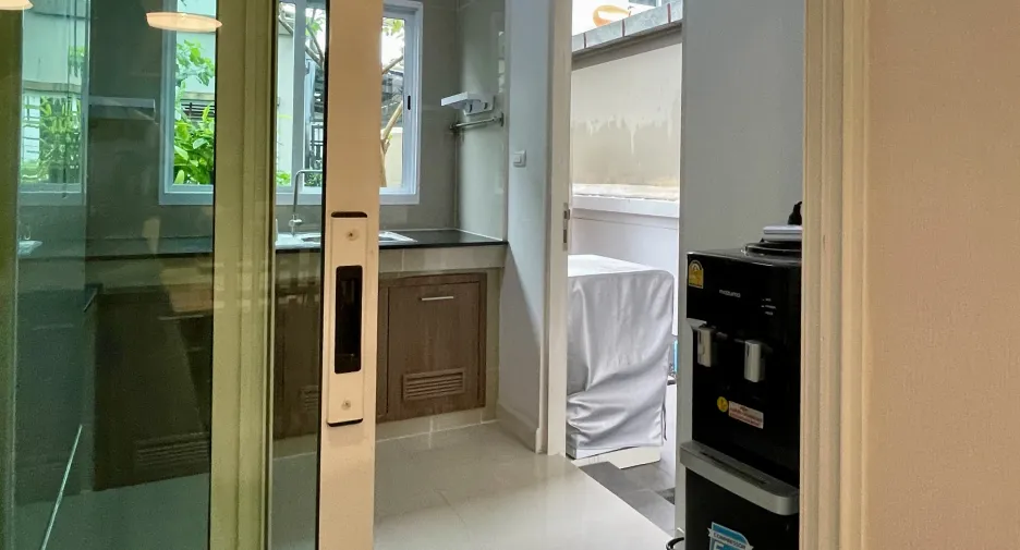 À louer 4 chambres maison à Mueang Phuket, Phuket