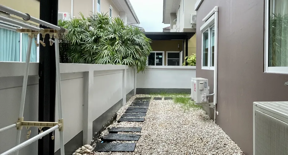À louer 4 chambres maison à Mueang Phuket, Phuket